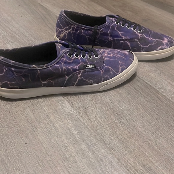 Lightning Bolt Purple and Black Vans - Picture 7 of 10
